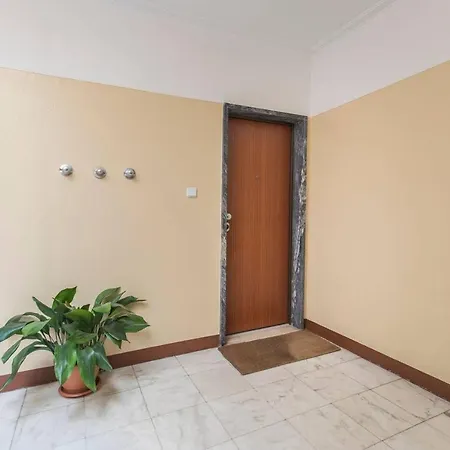 Cozy Seaview Apartment Parede