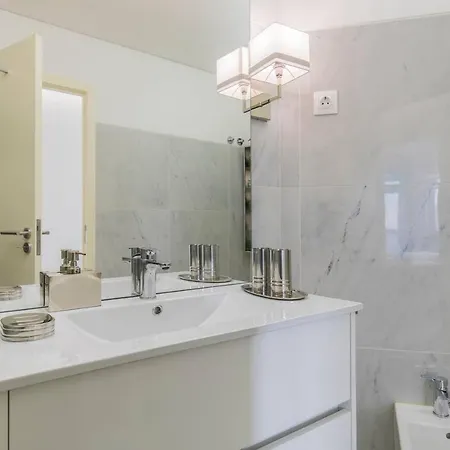 Cozy Seaview Apartman Parede